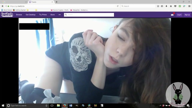 Girls upskirt twitch 5 Twitch