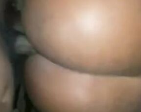 Hella thick booty get fuck❤️❤️